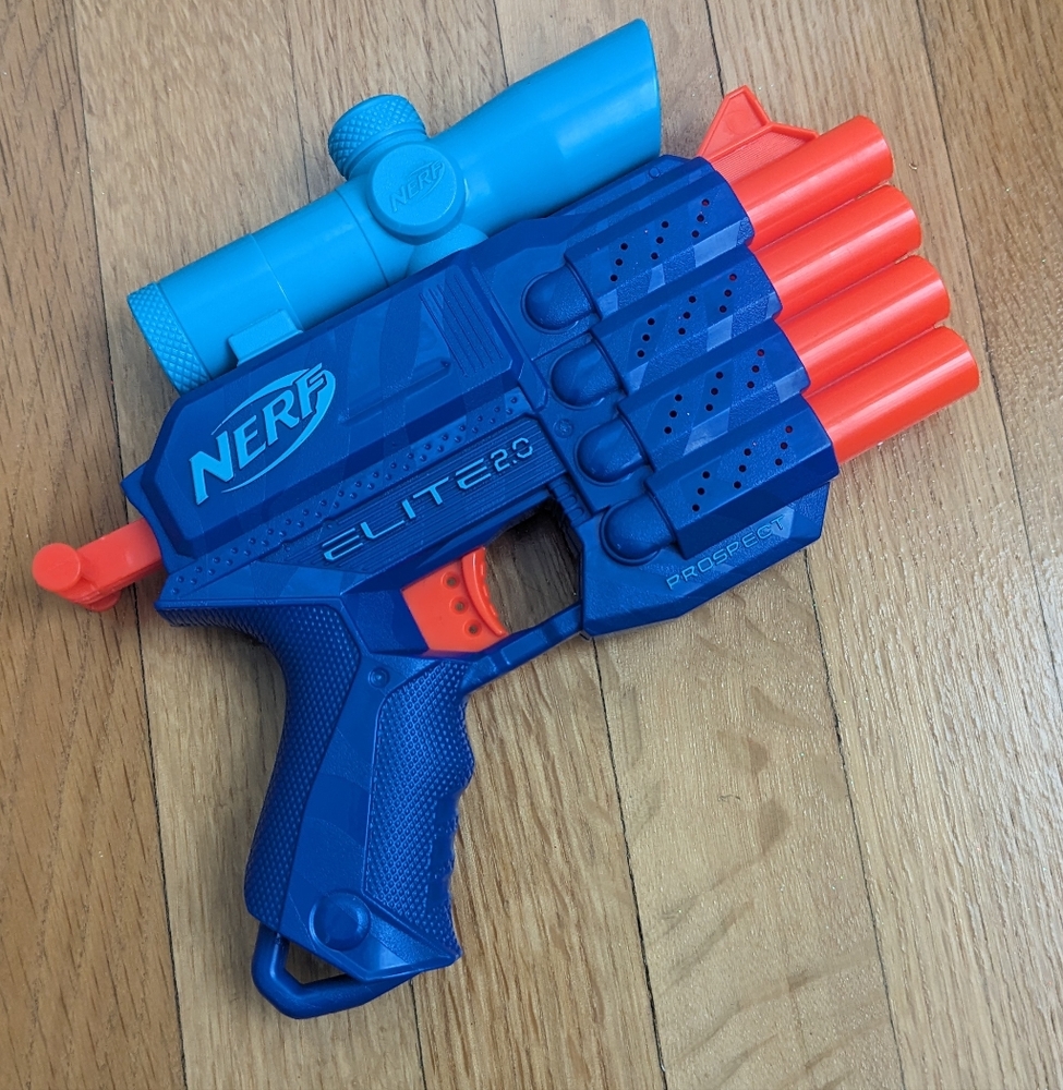 Nerf Elite 2.0 Plastic Foam Dart Air Gun. Blue and Orange